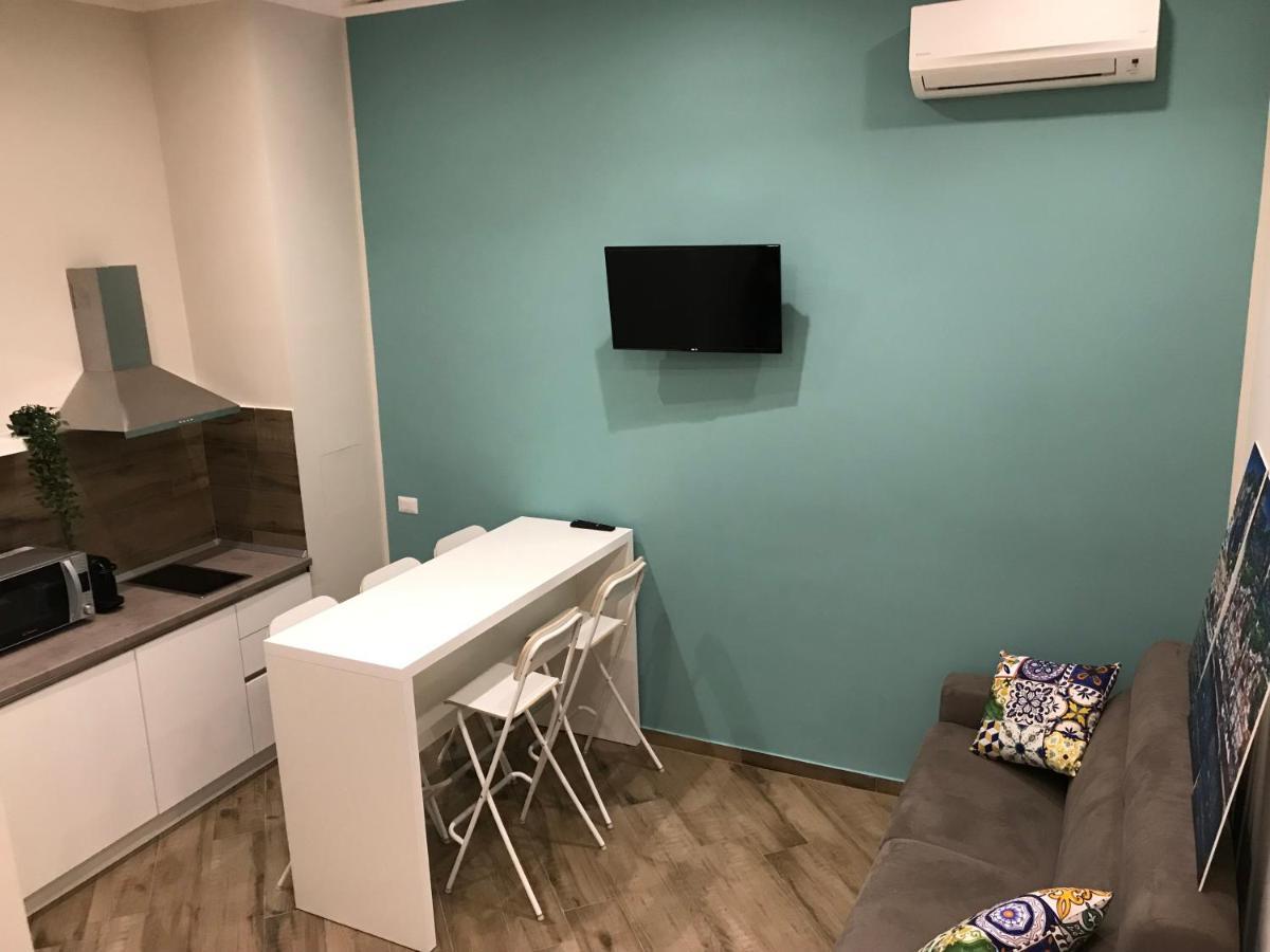 Ferienwohnung Domus Cordis Napoli Exterior foto
