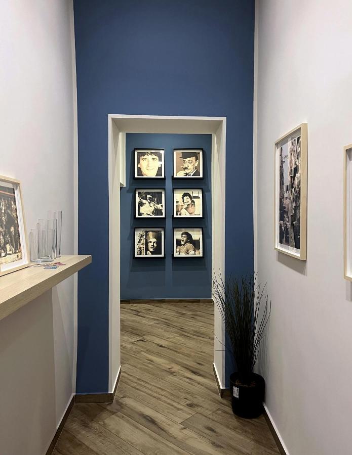 Ferienwohnung Domus Cordis Napoli Exterior foto