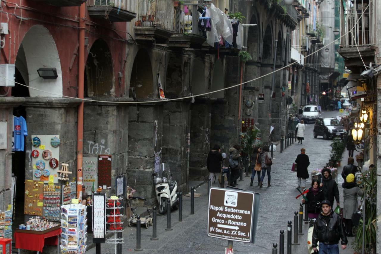 Ferienwohnung Domus Cordis Napoli Exterior foto