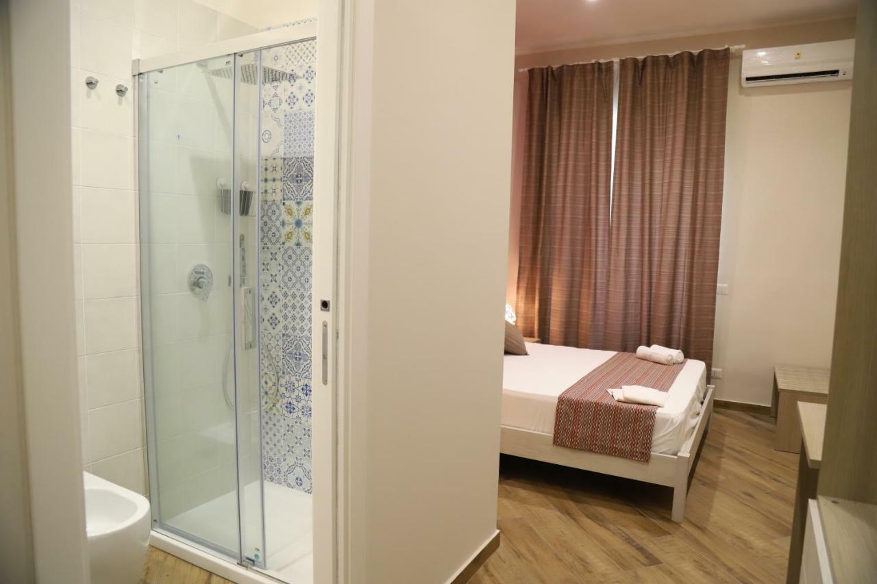 Ferienwohnung Domus Cordis Napoli Exterior foto