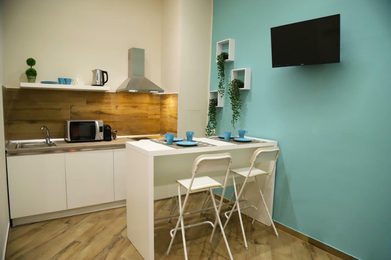 Ferienwohnung Domus Cordis Napoli Exterior foto