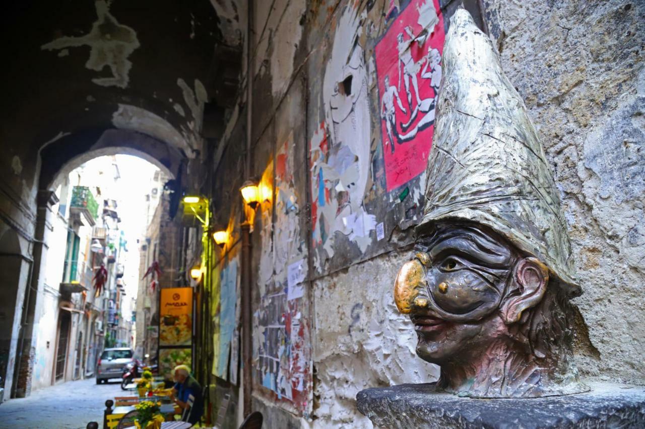Ferienwohnung Domus Cordis Napoli Exterior foto